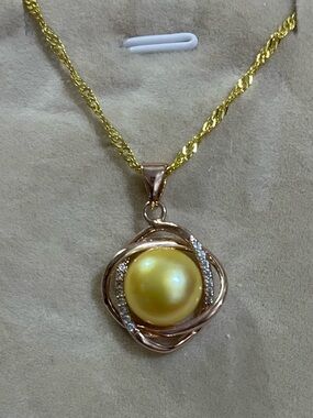 Natural Gold South Sea Cultured Pearl Gold Filled Necklace 22”